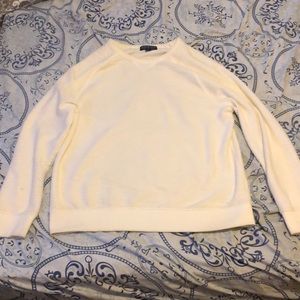Crew neck white sweater